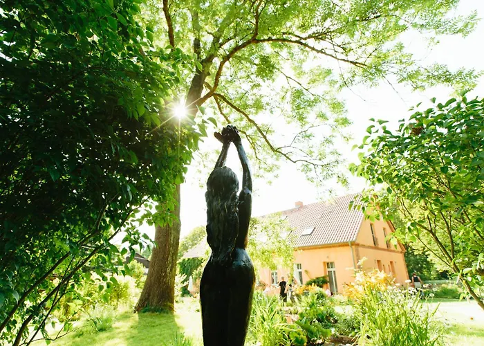 Feriendomizil Alter Garten アパート Temmen-Ringenwalde